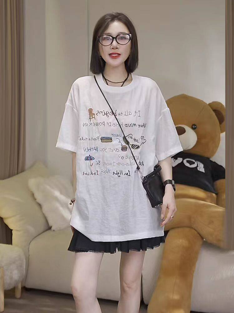 2025年夏季常规短袖圆领休闲风字母兔子印花扩版T恤，女装T恤，湘姗
