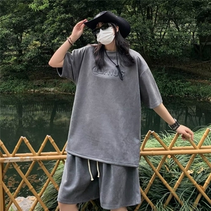 2023港风文艺麂皮绒套装男两件套T恤短裤图片