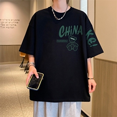 黑色