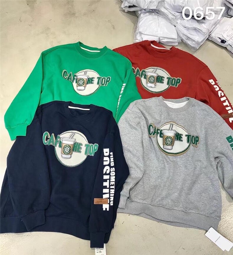 星巴克卫衣S-M，女装卫衣/绒衫，尚映