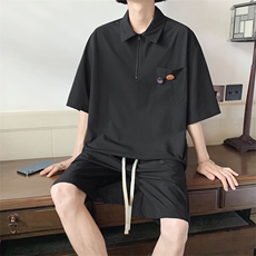 黑色