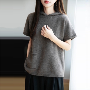 100纯羊毛针织坎肩女连帽宽松马甲2025新款七针加厚保暖外套上衣图片