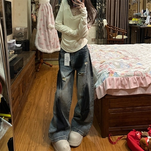 美式复古弯刀破洞牛仔裤男潮牌高街涂鸦小众宽松水洗阔腿裤图片