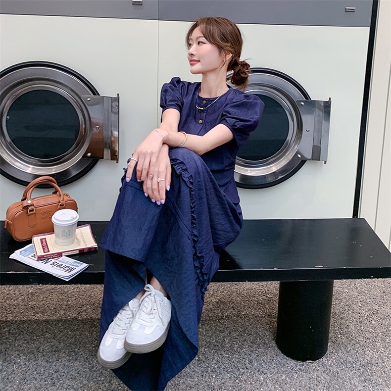 设计感蓝色上衣套装裙女2025春秋季新款宽松休闲衬衣半身裙两件套，女装套装/套裙，浙宝220A