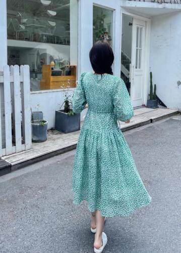 碎花连衣裙，女装连衣裙，秀禾