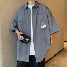 烟灰色