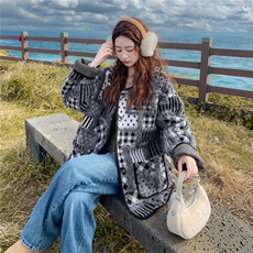 民族风皮毛一体开衫女秋冬2025新款韩系气质减龄保暖流苏外套棉衣，女装毛呢外套，2C218