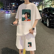 白色