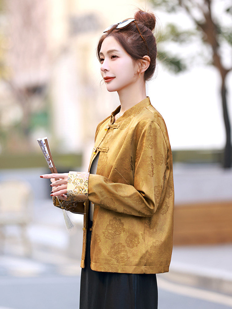 新中式开春穿搭短款外套2025新款唐装休闲气质复古盘扣中国风女装,女装短外套,雪樱依海