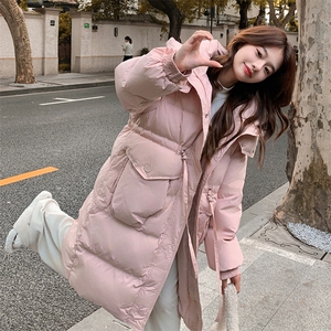 现货24冬款流行手套口袋腰间收绳羽绒服P245K368图片