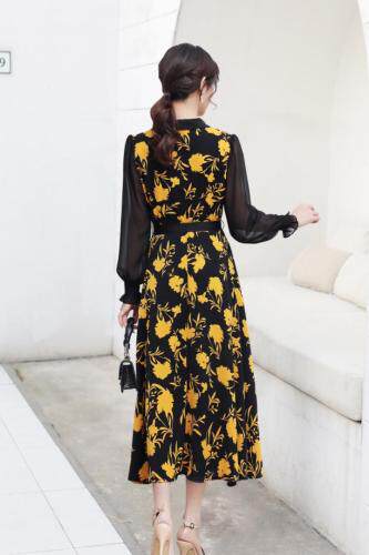 夏季新款雪纺连衣裙，女装连衣裙，裳之恋语