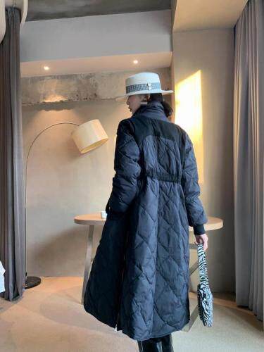 秋冬三色拼接个性羽绒服，女装羽绒服，Q.P