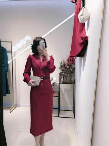 气质收腰连衣裙，女装连衣裙，珀莎