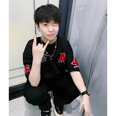 万针全刺绣工艺抖音得物高品质260克重磅纯棉双纱美式高街短袖T恤，男装T恤，电商A486-1