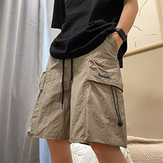灰色