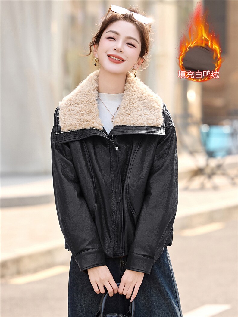 PU皮羽绒服女短款2025年冬季新款时尚大翻领羊羔毛设计感保暖外套,女装羽绒服,拾衣