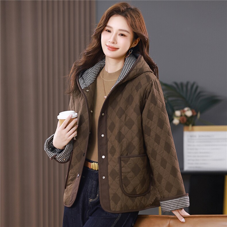 2025年冬季休闲棉服,女装棉衣/棉服,悦见她