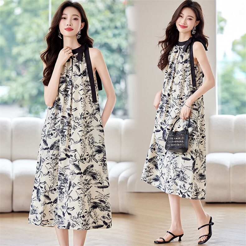 温柔风印花无袖挂脖连衣裙女2025夏季新款洋气减龄宽松度假风裙子，女装连衣裙，姿衣坊