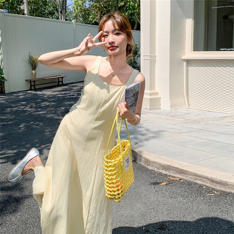 法式方领吊带连衣裙女夏季2025新款气质裙子正式场合高级感长裙潮,女装连衣裙,红龙果