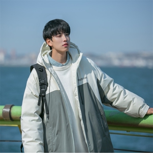 B225-W8434-P134-X168-拼接撞色连帽加厚棉服-材质聚酯纤维图片