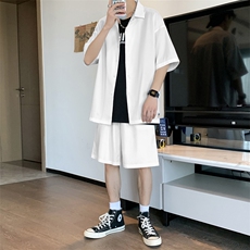 白色