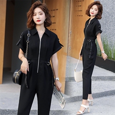 中腰夏季薄款立体裁剪连衣通勤翻领拉链装饰女装，女装连体裤，微微衣阁