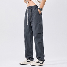 深灰色