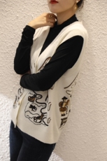 新款女装针织背心马甲无袖毛衣2024年秋季，女装马甲，德晨羊绒