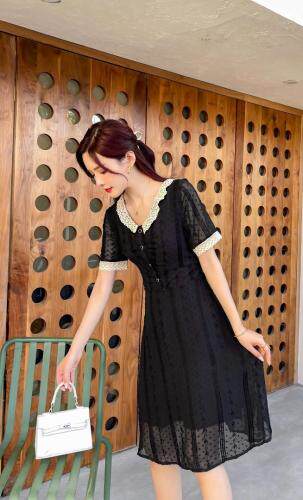 夏装新款绣花减龄显瘦连衣裙ML.XLXXL，女装连衣裙，艾涵o