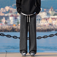 深灰色