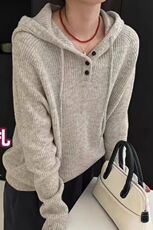 2025年秋季新款女士百搭三扣元宝针针织连帽衫，女装针织衫/毛衣，恒恩羊绒