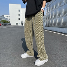 黄色