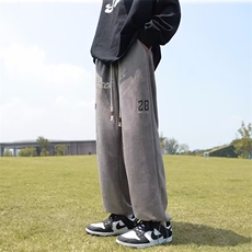 灰色