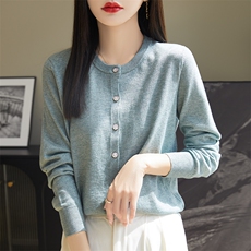 圆领针织衫女2024秋装新款33%羊毛开衫纯色长袖短款单排扣上衣，女装羊毛衫，朝思羊绒