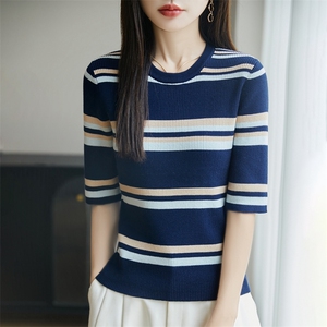 2025年秋季新款百搭女士圆领短袖条纹针织衫图片