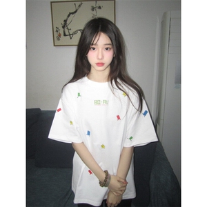 全刺绣纯棉短袖ZX0257-P35,黑色紧身牛仔裤搭配短袖女图片