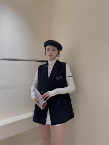 秋季新款2021年秋季新款百搭马甲，女装马夹，咖啡色