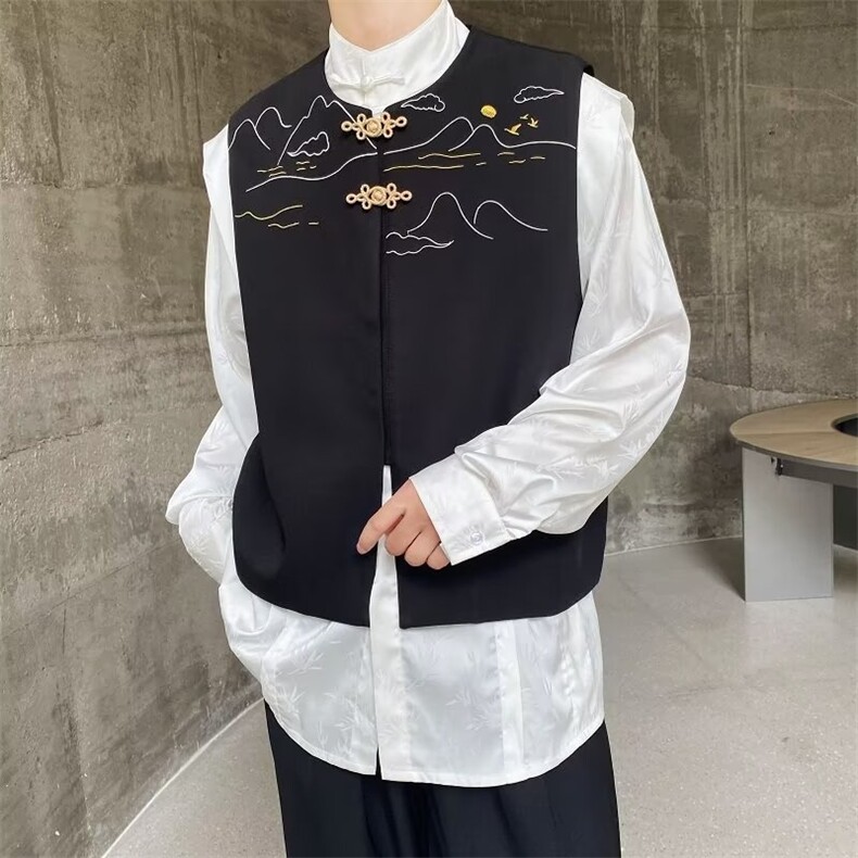W10842-P48网图现货新中式山水刺绣马甲金属盘扣复古风背心,男装背心/马甲,星座1608