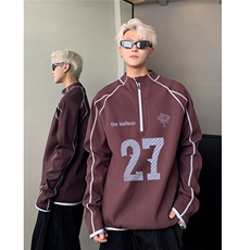 紫红色
