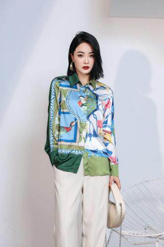 定位商花绉双色衬衣，女装，哥卓