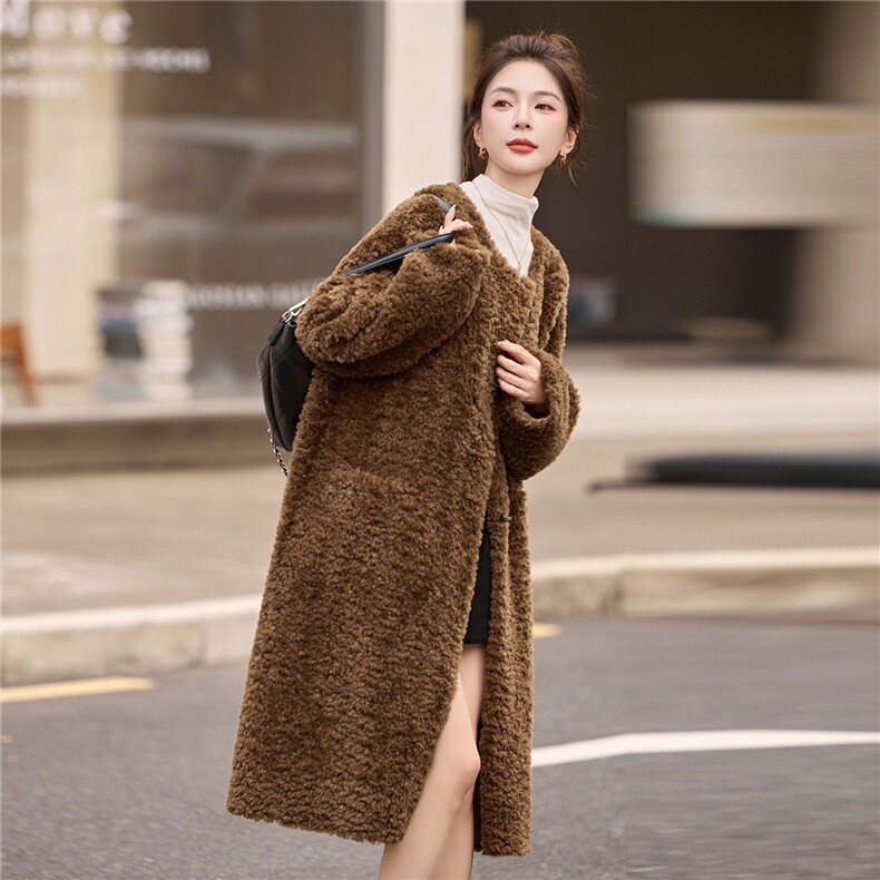 2025新款小泰迪2C256-655-P285-K385休闲皮毛一体毛绒保暖外套,女装皮草,2C256