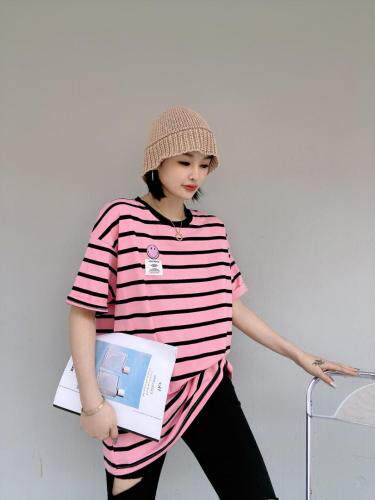 夏季新款条纹大版T，女装，叙号