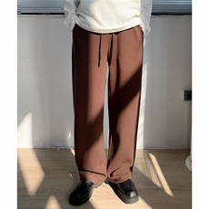 咖啡色
