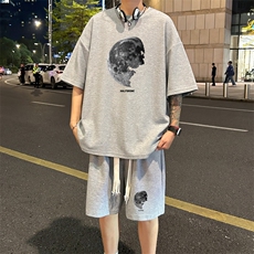 灰色