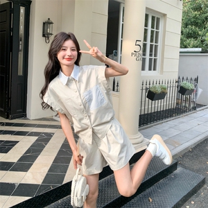 条纹拼接衬衫短裤套装女夏2025新款两件套小个子ootd穿搭大方得体图片