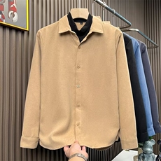 卡其色
