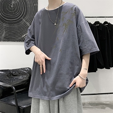 灰色