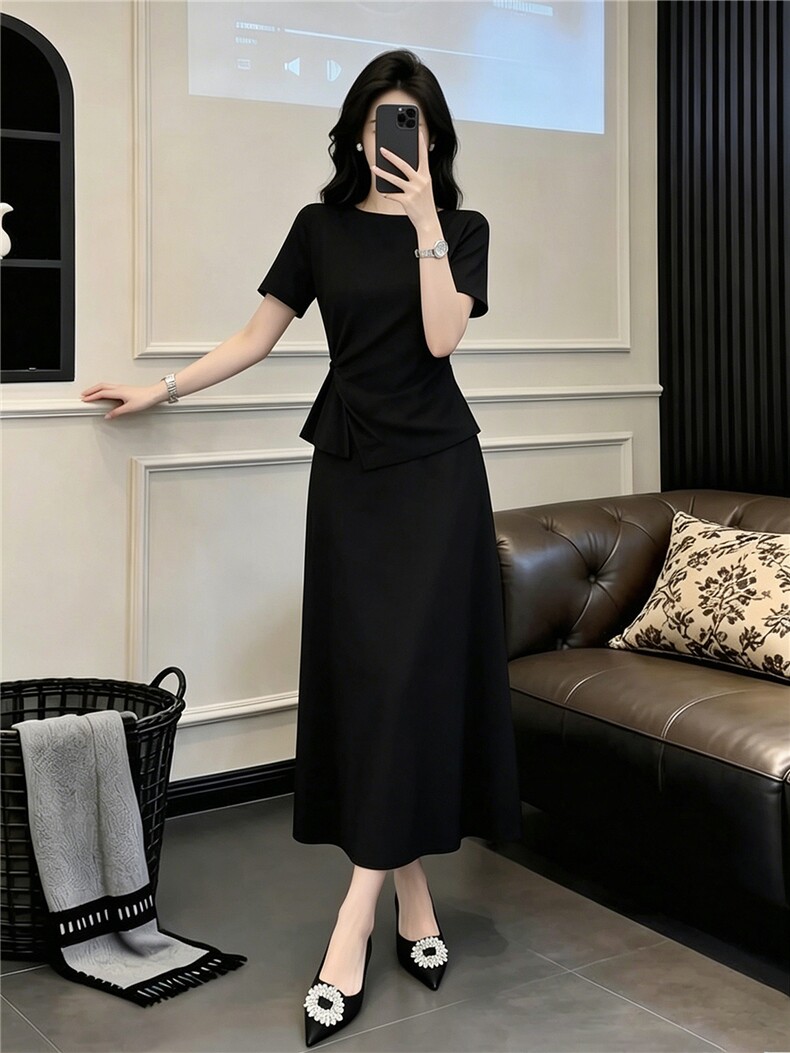 设计感时尚休闲套装裙女夏修身显瘦圆领扭结设计上衣半身裙两件套,女装套装/套裙,江南