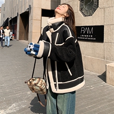 设计感拼接黑色羊羔毛外套女2024秋冬新款加绒加厚皮毛一体机车服，女装短外套，2C053