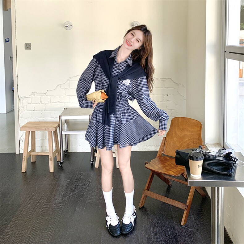 学院风蓝色格子连衣裙女春秋2025新款超火好看高级感小众气质裙子图片